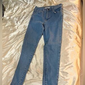 Levi's Women's Skinny Jeans in Blue